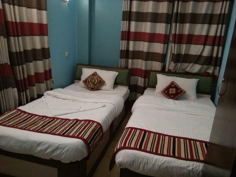 Oyo 145 Sirahali Khusbu Hotel &Lodge Katmandu Eksteriør bilde